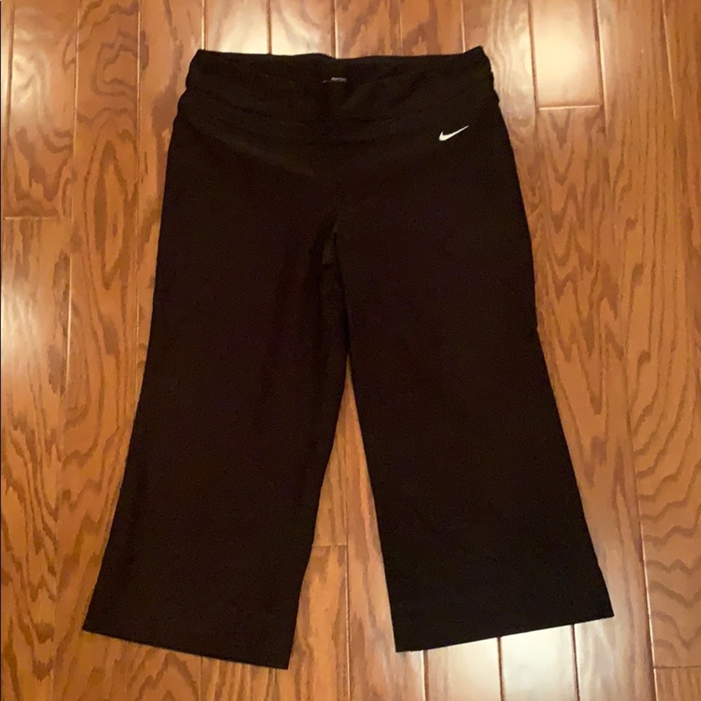 Nike capris